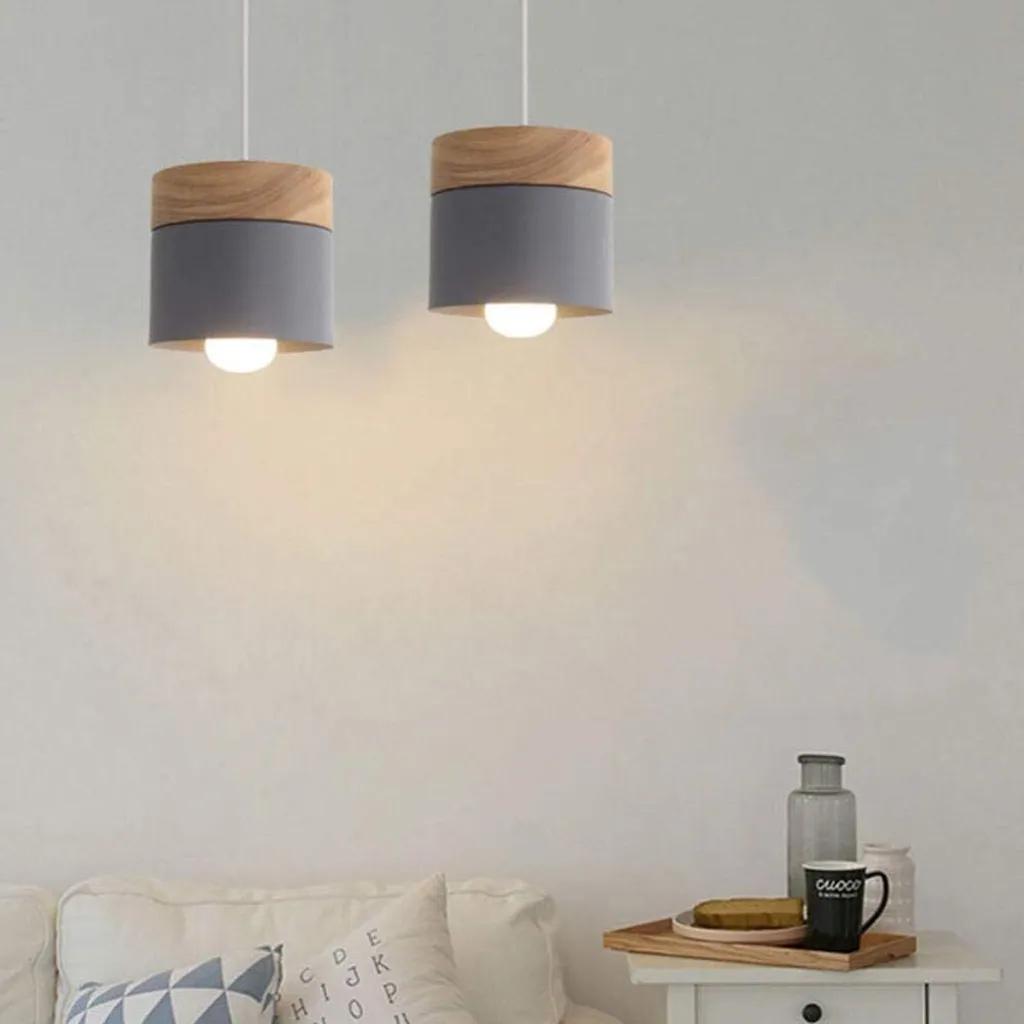 Nordische Pendelleuchte aus Eisen und Holz Dimmbar